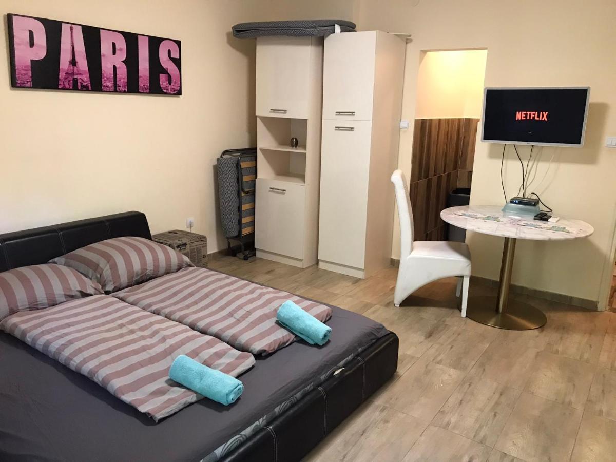 Roland Apartmant Zuglo Budapest Eksteriør billede
