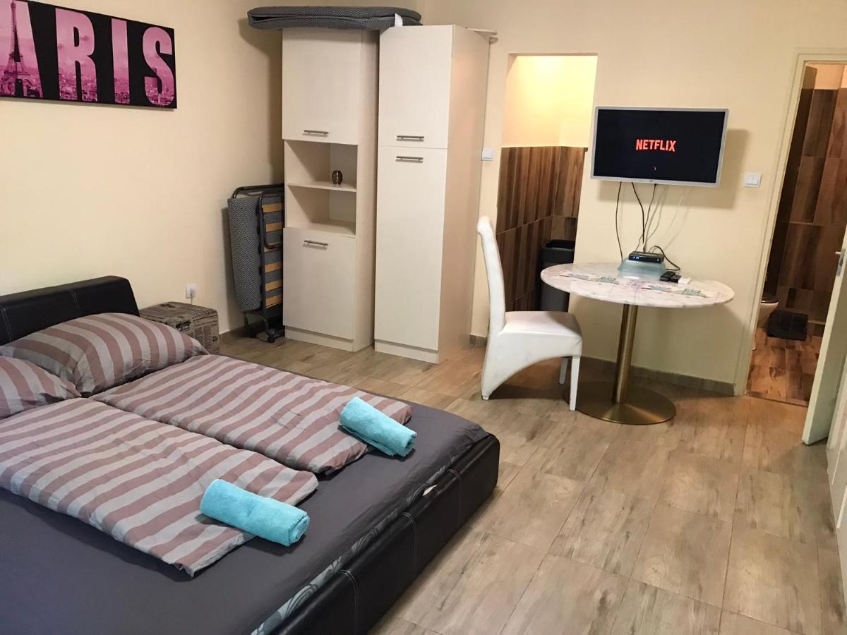 Roland Apartmant Zuglo Budapest Eksteriør billede