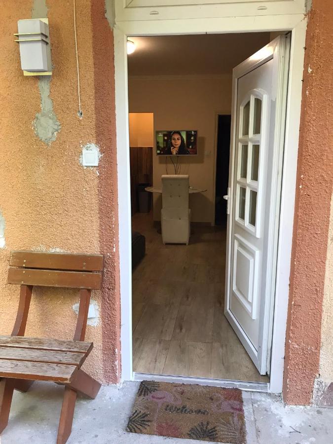 Roland Apartmant Zuglo Budapest Eksteriør billede
